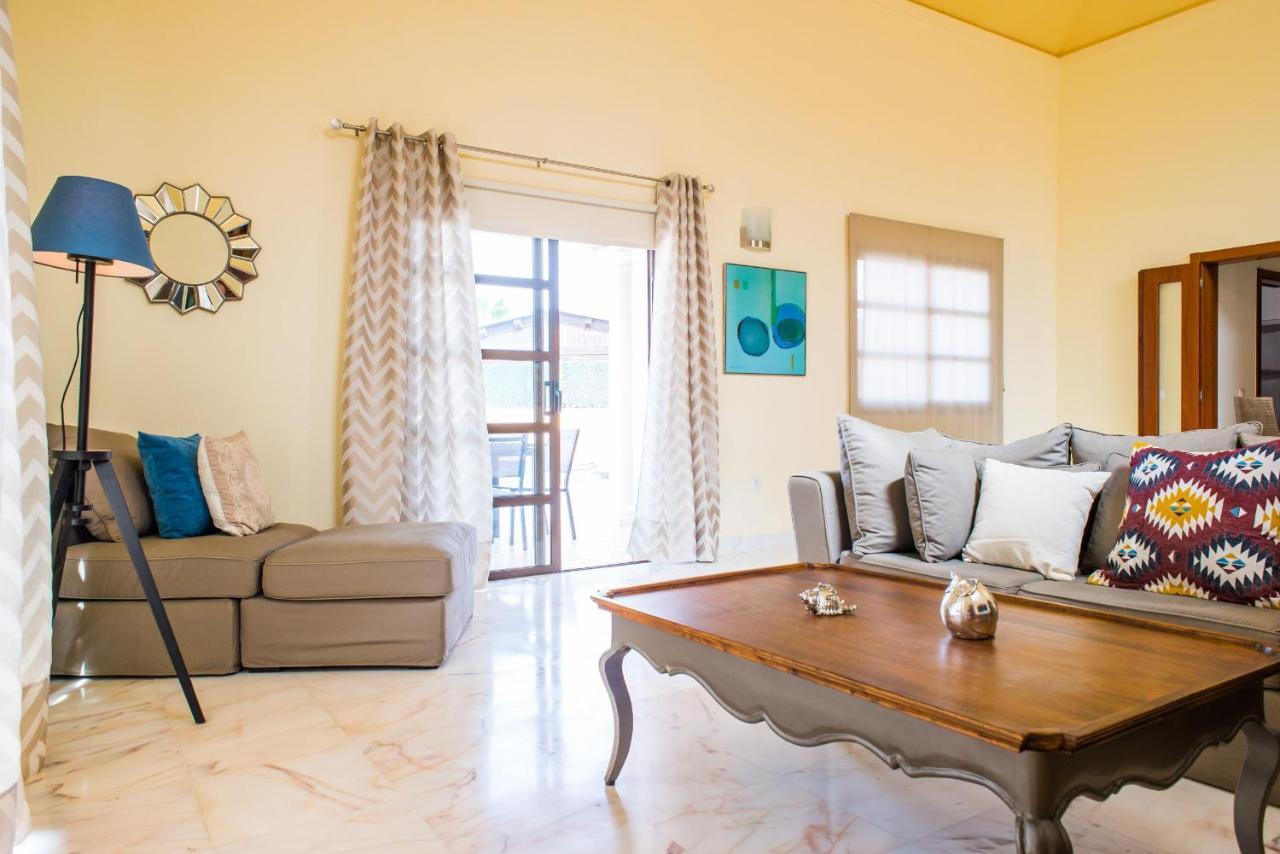 Villa Joy Private Pool Corralejo By Holidays Home Exterior photo